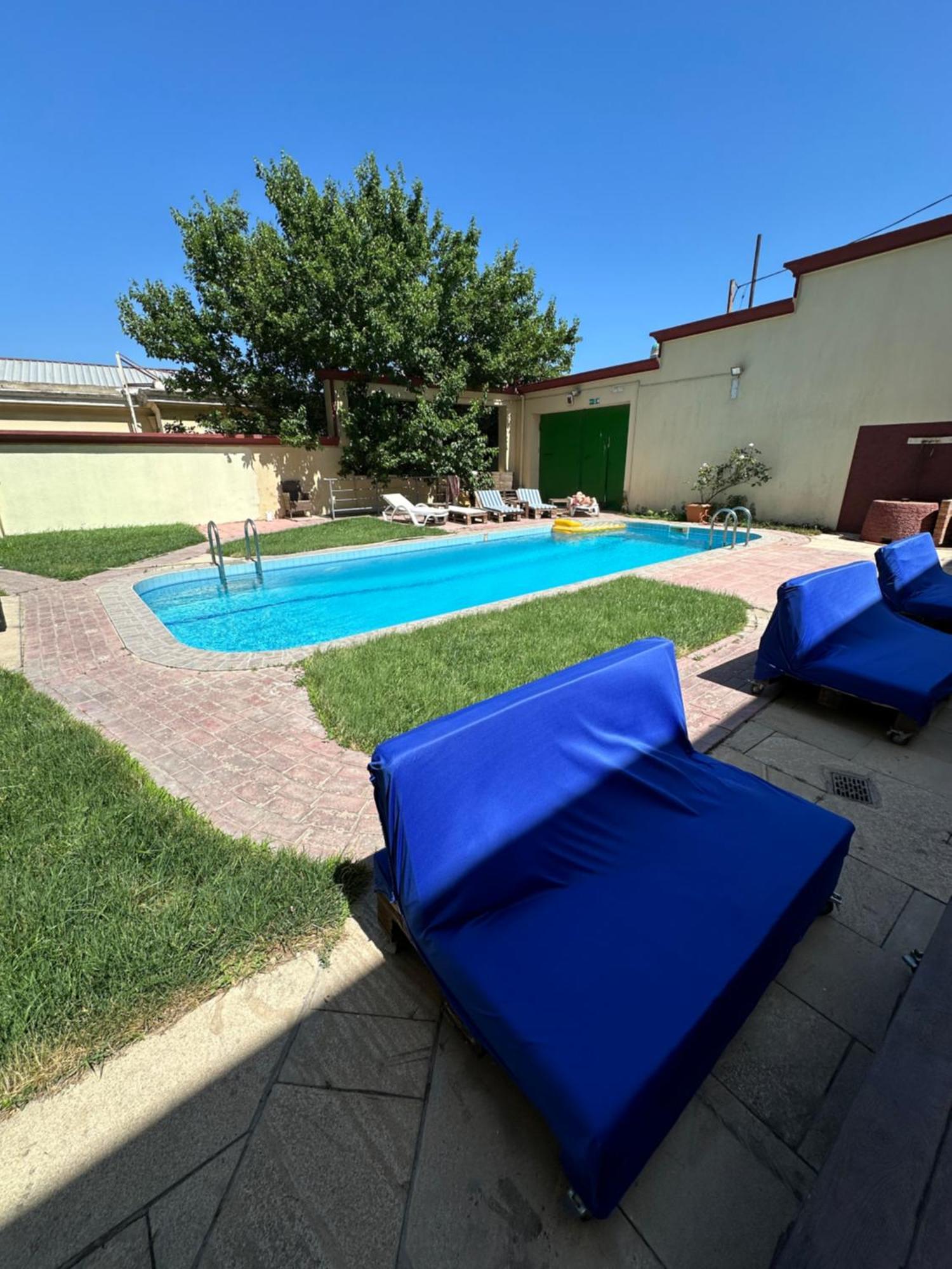 באקו Red Roof Seaview Hotel מראה חיצוני תמונה