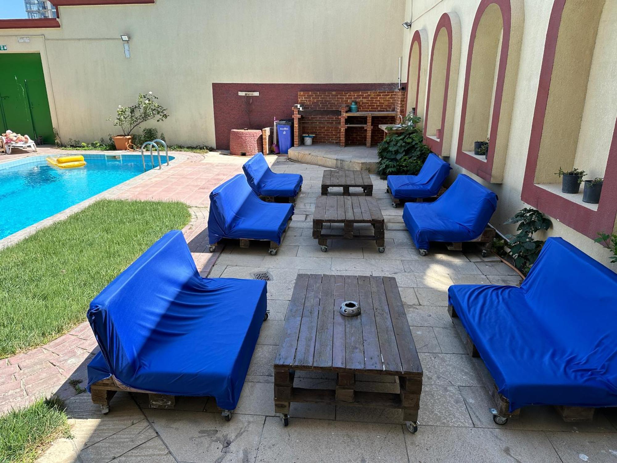 באקו Red Roof Seaview Hotel מראה חיצוני תמונה