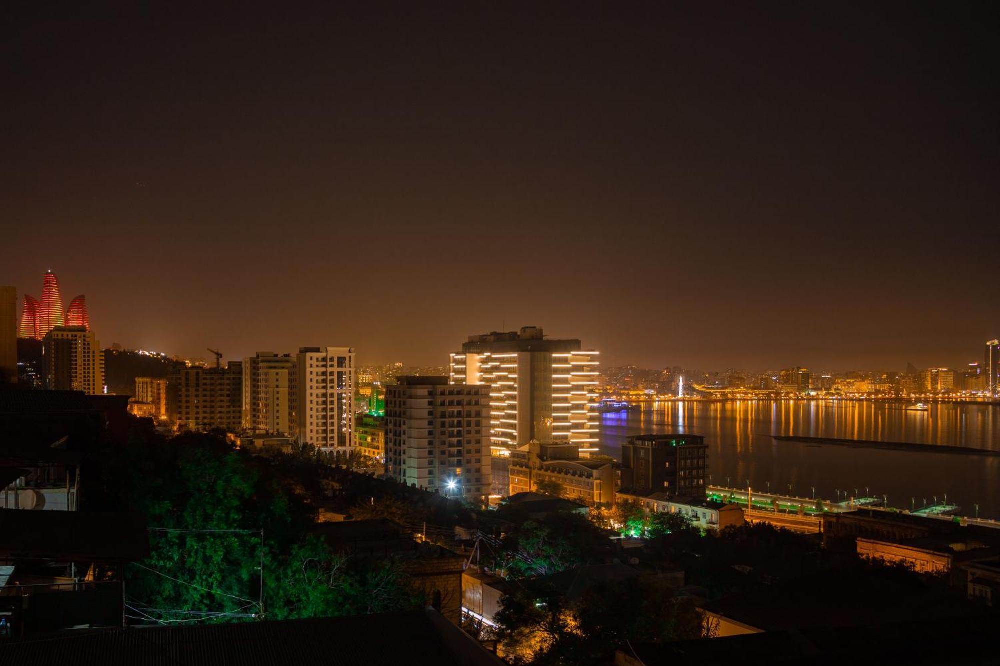 באקו Red Roof Seaview Hotel מראה חיצוני תמונה
