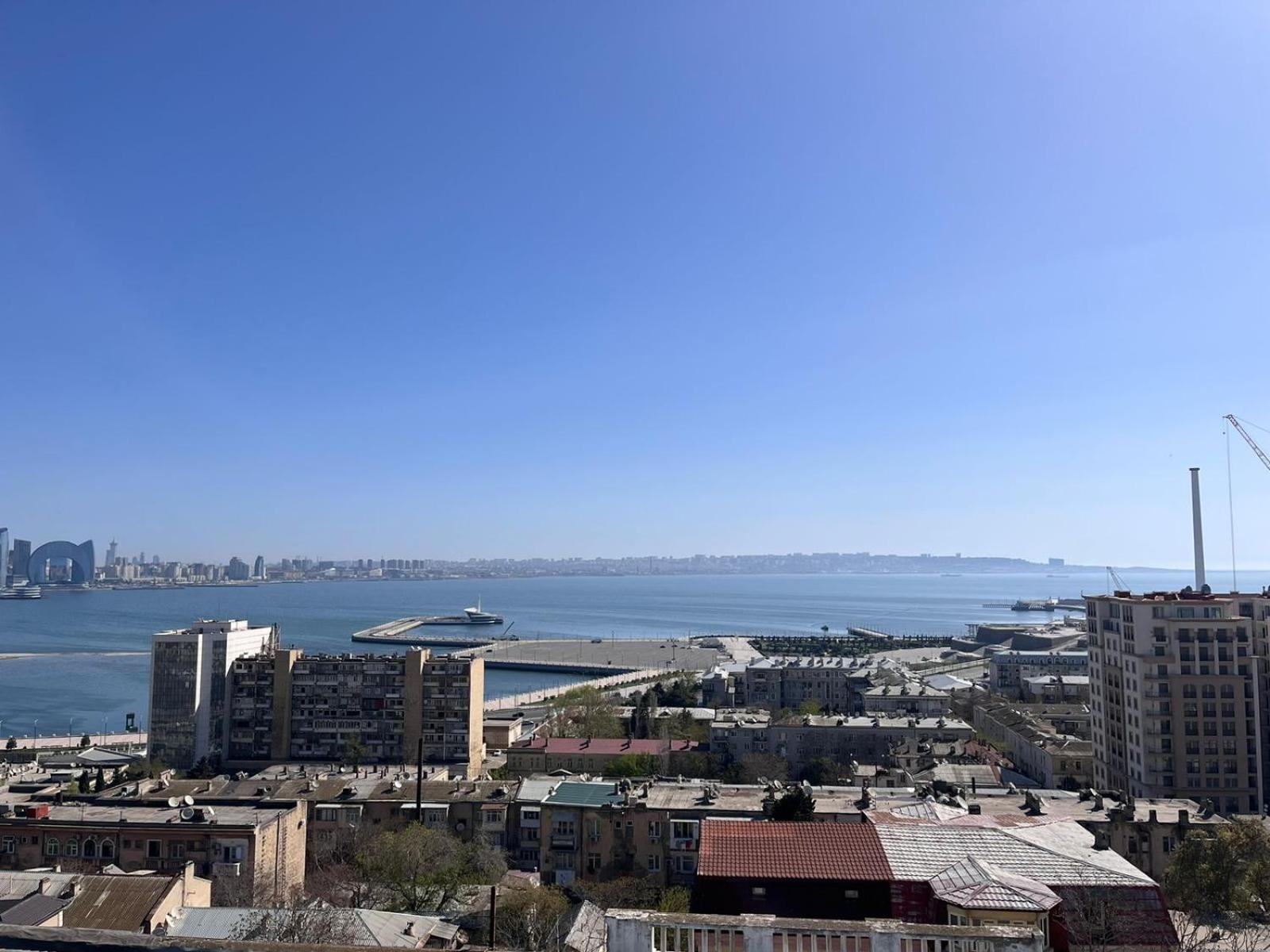 באקו Red Roof Seaview Hotel מראה חיצוני תמונה