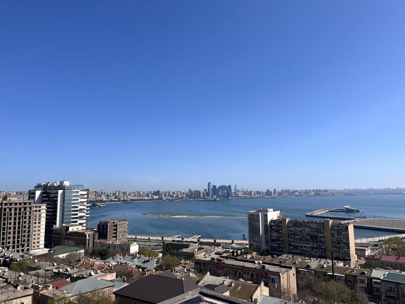 באקו Red Roof Seaview Hotel מראה חיצוני תמונה